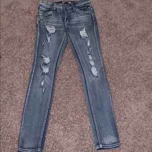 Skinny jeans, low rise